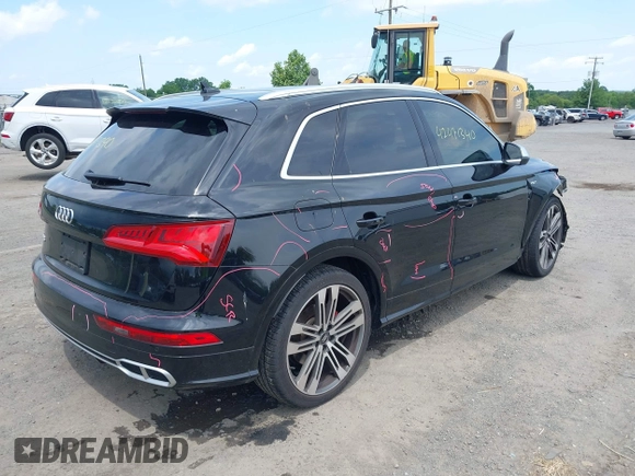 2018 Audi SQ5 Premium Plus z VIN WA1A4AFYXJ2169180, wystawiony jako IAAI lot #42471340 z przebiegiem 57 235 mil mil oraz . Historia ofert i sprzedaży dostępna na DreamBid. Obrazek 4.