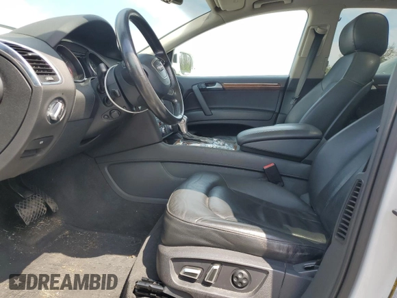 2014 Audi Q7 Premium Plus с VIN WA1LGAFE6ED000953, выставлен на аукционе Copart как лот 62193535 с пробегом 111 301 миль миль и Списание • Salvage title. История ставок и продаж доступна на DreamBid. Изображение 7.