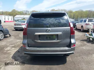 2022 Lexus GX with VIN JTJGM7BX5N5309119, listed as a IAAI auction lot 42036991 with 34,320 mi miles. Bid and sale history available at carsss.com. Image 17.