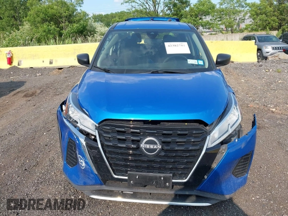 2023 Nissan Kicks S z VIN 3N1CP5BV9PL568018, wystawiony jako IAAI lot #42382781 z przebiegiem 83 069 mil mil oraz . Historia ofert i sprzedaży dostępna na DreamBid. Obrazek 12.