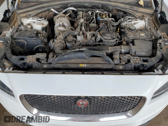 2017 Jaguar F-Pace 20d Premium with VIN SADCJ2BN8HA095805, listed as a Copart auction lot 44770915 with 128,890 mi miles and Clean Title. Bid and sale history available at DreamBid. Image 12.
