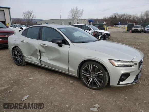 2019 Volvo S60 R-Design with VIN 7JRA22TM8KG016709, listed as a Copart auction lot 39837263 with 36,825 mi miles. Bid and sale history available at carsss.com. Image 4.