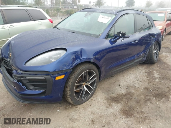 2023 Porsche Macan with VIN WP1AA2A5XPLB06079, listed as a IAAI auction lot 41399589 with 4,287 mi miles. Bid and sale history available at carsss.com. Image 17.