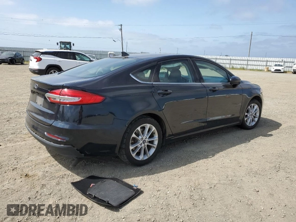 2020 Ford Fusion SE with VIN 3FA6P0LU2LR127623, listed as a Copart auction lot 55437075 with 92,450 mi miles and Salvage title. Bid and sale history available at DreamBid. Image 3.