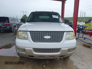 2005 Ford Expedition Eddie Bauer с VIN 1FMPU17505LB13376, выставлен на аукционе IAAI как лот 42424935 с пробегом 178 557 миль миль и . История ставок и продаж доступна на DreamBid. Изображение 12.