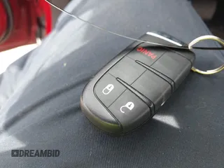 2020 Jeep Compass Trailhawk с VIN 3C4NJDDB5LT221591, выставлен на аукционе IAAI как лот 42495388 с пробегом 100 995 миль миль и . История ставок и продаж доступна на DreamBid. Изображение 11.