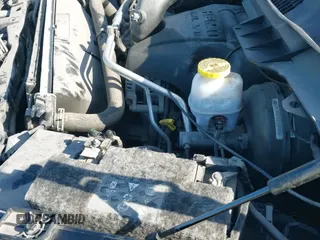 2018 Ram 1500 Express z VIN 1C6RR7FTXJS286833, wystawiony jako IAAI lot #41902890 z przebiegiem 29 560 mil mil oraz . Historia ofert i sprzedaży dostępna na DreamBid. Obrazek 20.