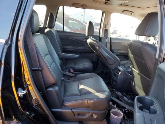 2022 Honda Pilot Touring 7-Passenger with VIN 5FNYF6H60NB091924, listed as a Copart auction lot 88165135 with 92,724 mi miles and Salvage Title. Bid and sale history available at carsss.com. Image 11.