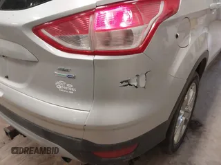 2013 Ford Escape SE with VIN 1FMCU9G99DUA02866, listed as a IAAI auction lot 42087543 with 260,585 mi miles. Bid and sale history available at carsss.com. Image 6.