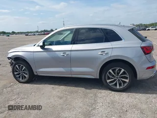 2024 Audi Q5 S line Premium with VIN WA1GAAFY9R2140669, listed as a IAAI auction lot 42092210 with 4,326 mi miles and . Bid and sale history available at DreamBid. Image 15.