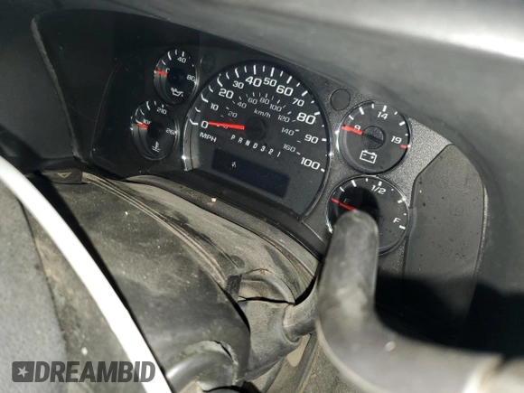 2008 Chevrolet Express Cargo z VIN 1GCFG15XX81181373, wystawiony jako Copart lot #81932134 z przebiegiem Nie podano mil oraz Szkoda całkowita • Salvage title. Historia ofert i sprzedaży dostępna na DreamBid. Obrazek 9.
