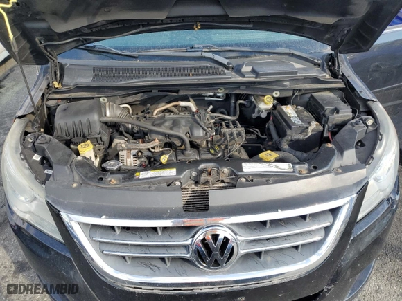 2009 Volkswagen Routan SE with VIN 2V8HW34189R595533, listed as a Copart auction lot 73187644 with 188,553 mi miles and Clean Title. Bid and sale history available at carsss.com. Image 12.