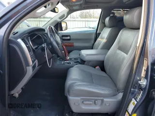 2019 Toyota Sequoia Platinum with VIN 5TDDY5G14KS171243, listed as a Copart auction lot 86040924 with 58,947 mi miles and Salvage Title. Bid and sale history available at carsss.com. Image 7.