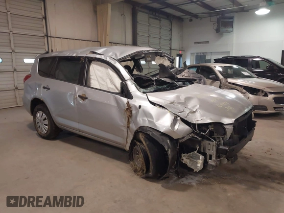 2008 Toyota RAV4 with VIN JTMBD33V786062414, listed as a IAAI auction lot 41188782 with 132,500 mi miles. Bid and sale history available at carsss.com. Image 1.