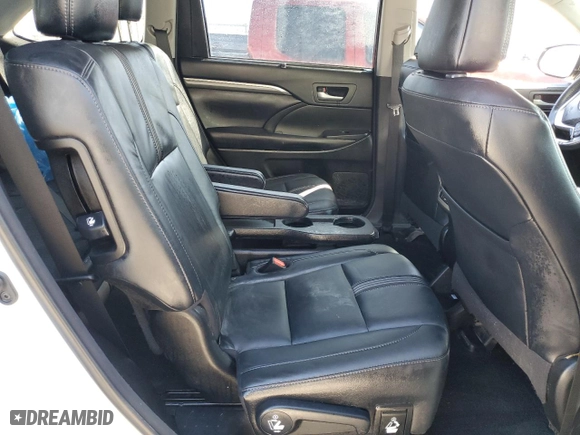 2018 Toyota Highlander SE with VIN 5TDJZRFH0JS559039, listed as a Copart auction lot 46190235 with 154,126 mi miles and Salvage Title. Bid and sale history available at carsss.com. Image 11.