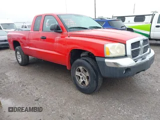 2005 Dodge Dakota SLT with VIN 1D7HW42N25S305244, listed as a IAAI auction lot 42517281 with 155,487 mi miles and . Bid and sale history available at DreamBid. Image 1.