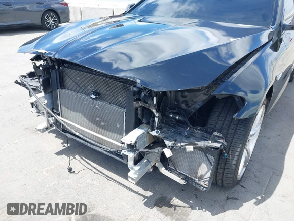 2015 BMW 5 Series 550i with VIN WBAKN9C5XFD961631, listed as a IAAI auction lot 42248127 with 30,821 mi miles and . Bid and sale history available at DreamBid. Image 6.
