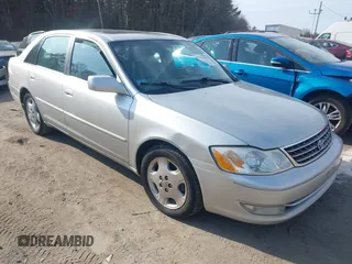 2003 Toyota Avalon XL with VIN 4T1BF28B13U285647, listed as a IAAI auction lot 41791156 with 173,323 mi miles and . Bid and sale history available at carsss.com. Image 1.