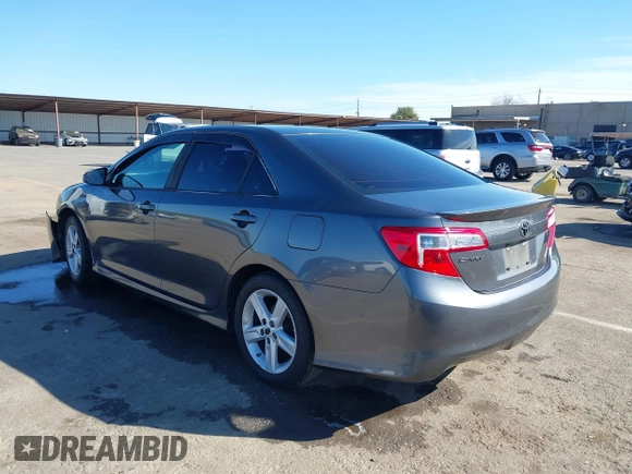 2013 Toyota Camry L with VIN 4T1BF1FK2DU204556, listed as a IAAI auction lot 41699474 with 200,897 mi miles. Bid and sale history available at carsss.com. Image 3.