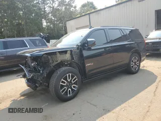 2024 GMC Yukon AT4 with VIN 1GKS2CKL3RR117841, listed as a Copart auction lot 70460294 with 8,821 mi miles and Salvage Title. Bid and sale history available at carsss.com. Image 1.