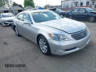 2007 Lexus LS 460 z VIN JTHBL46F875014386, wystawiony jako IAAI lot #41946333 z przebiegiem 134 574 mil mil oraz . Historia ofert i sprzedaży dostępna na DreamBid. Obrazek 1.