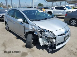 2010 Toyota Prius II with VIN JTDKN3DU9A0099251, listed as a IAAI auction lot 41959602 with 137,853 mi miles. Bid and sale history available at carsss.com. Image 1.