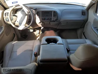 2001 Ford F-150 SuperCrew XLT with VIN 1FTRW07L21KB29790, listed as a Copart auction lot 76416684 with 221,631 mi miles and Salvage Title. Bid and sale history available at carsss.com. Image 8.
