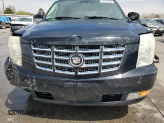 2008 Cadillac Escalade z VIN 1GYFK63888R152005, wystawiony jako Copart lot #54179325 z przebiegiem 208 059 mil mil oraz Szkody całkowita. Historia ofert i sprzedaży dostępna na DreamBid. Obrazek 5.