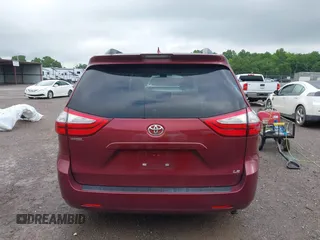 2018 Toyota Sienna LE Auto Access Seat с VIN 5TDKZ3DCXJS958114, выставлен на аукционе IAAI как лот 42429204 с пробегом 165 140 миль миль и . История ставок и продаж доступна на DreamBid. Изображение 16.
