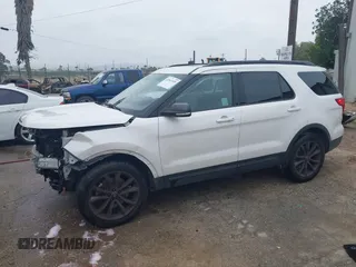 2017 Ford Explorer XLT с VIN 1FM5K7D84HGA61004, выставлен на аукционе IAAI как лот 42042440 с пробегом 91 316 миль миль и . История ставок и продаж доступна на DreamBid. Изображение 14.