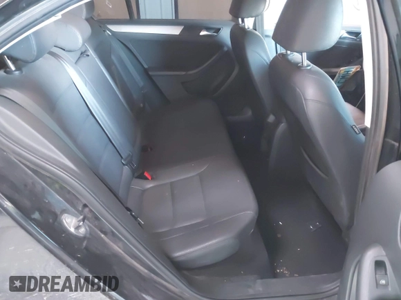 2011 Volkswagen Jetta TDI with VIN 3VWLL7AJ8BM113521, listed as a IAAI auction lot 41716025 with 195,937 mi miles and . Bid and sale history available at DreamBid. Image 8.