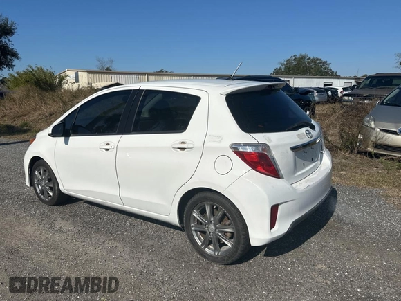 2012 Toyota Yaris L with VIN JTDKTUD36CD523080, listed as a Copart auction lot 88991985 with 134,041 mi miles and Clean Title. Bid and sale history available at carsss.com. Image 3.