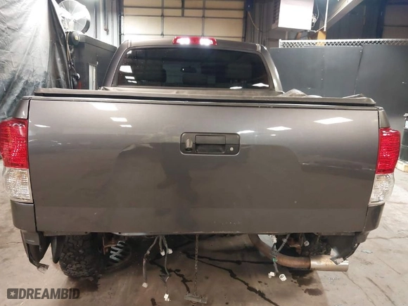 2013 Toyota Tundra 4WD Truck LTD with VIN 5TFHY5F11DX299049, listed as a IAAI auction lot 41468609 with NaN miles. Bid and sale history available at carsss.com. Image 17.