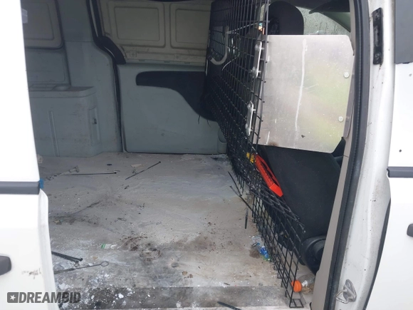 2014 Ram Cargo Van Tradesman with VIN 2C4JRGAG8ER428412, listed as a IAAI auction lot 41893130 with 97,411 mi miles. Bid and sale history available at carsss.com. Image 8.