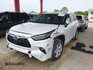 2023 Toyota Highlander Hybrid LE with VIN 5TDBBRCH1PS570363, listed as a IAAI auction lot 42436974 with Not provided miles and . Bid and sale history available at DreamBid. Image 17.