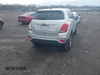 2020 Chevrolet Trax LS with VIN KL7CJKSB5LB028290, listed as a IAAI auction lot 41512101 with 102,480 mi miles. Bid and sale history available at carsss.com. Image 4.