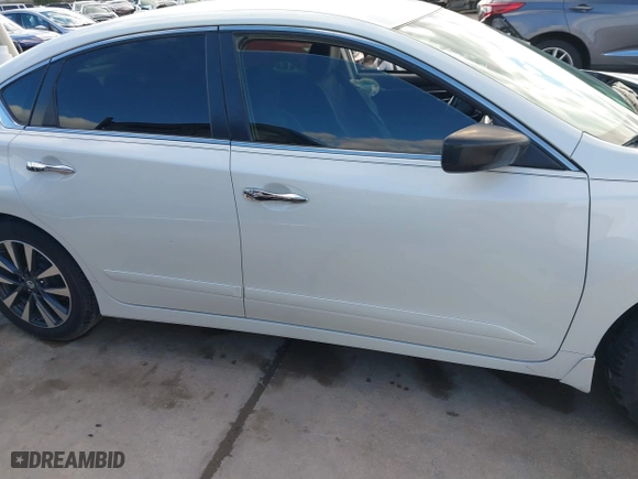 2017 Nissan Altima 2.5 SV with VIN 1N4AL3AP2HC219101, listed as a IAAI auction lot 41313212 with 98,092 mi miles. Bid and sale history available at carsss.com. Image 13.