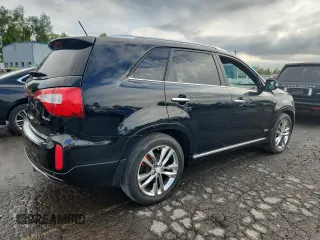 2015 Kia Sorento SX Limited with VIN 5XYKWDA75FG588829, listed as a Copart auction lot 65784085 with 139,659 mi miles and Clean title. Bid and sale history available at DreamBid. Image 3.