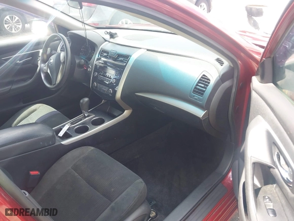 2015 Nissan Altima 2.5 S with VIN 1N4AL3AP4FC455035, listed as a IAAI auction lot 41997177 with 182,329 mi miles. Bid and sale history available at carsss.com. Image 5.