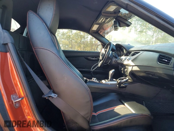 2014 BMW Z4 sDrive28i z VIN WBALL5C59EP556599, wystawiony jako Copart lot #44781125 z przebiegiem Nie podano mil oraz Czysty tytuł • Clean title. Historia ofert i sprzedaży dostępna na DreamBid. Obrazek 10.