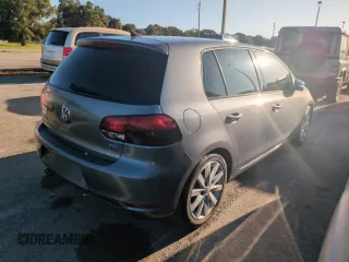 2010 Volkswagen Golf TDI w/Sunroof & Nav с VIN WVWDM7AJ6AW226094, выставлен на аукционе Copart как лот 76188464 с пробегом Не указан миль и Списание • Salvage title. История ставок и продаж доступна на DreamBid. Изображение 3.
