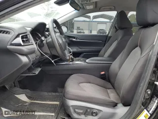 2020 Toyota Camry LE with VIN 4T1C11AK2LU968738, listed as a Copart auction lot 79946614 with 95,799 mi miles and Salvage Title. Bid and sale history available at carsss.com. Image 7.