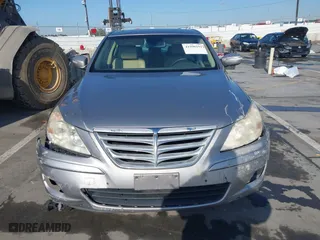 2009 Hyundai Genesis with VIN KMHGC46E59U046506, listed as a IAAI auction lot 41990191 with 86,791 mi miles. Bid and sale history available at carsss.com. Image 12.