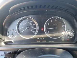 2012 BMW 5 Series 528i z VIN WBAXG5C54CDX05618, wystawiony jako Copart lot #51942095 z przebiegiem 182 597 mil mil oraz Szkoda całkowita • Salvage title. Historia ofert i sprzedaży dostępna na DreamBid. Obrazek 9.