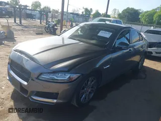 2016 Jaguar XF 35t Premium with VIN SAJBD4BV2GCY20555, listed as a IAAI auction lot 41969132 with 60,430 mi miles and . Bid and sale history available at DreamBid. Image 17.