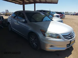 2012 Honda Accord EX-L z VIN 1HGCP3F86CA034080, wystawiony jako IAAI lot #42315166 z przebiegiem 69 992 mil mil oraz . Historia ofert i sprzedaży dostępna na DreamBid. Obrazek 1.