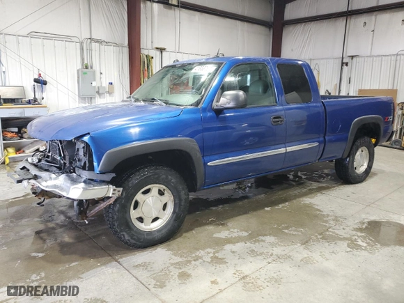 2004 GMC Sierra 1500 SLT with VIN 1GTEK19T44E290125, listed as a Copart auction lot 41653765 with 221,808 mi miles and Clean Title. Bid and sale history available at carsss.com. Image 1.