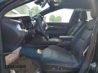 2025 Cadillac XT6 AWD Premium Luxury z VIN 1GYKPDRS9SZ120694, wystawiony jako Copart lot #57130005 z przebiegiem Nie podano mil oraz Szkody całkowita. Historia ofert i sprzedaży dostępna na DreamBid. Obrazek 7.