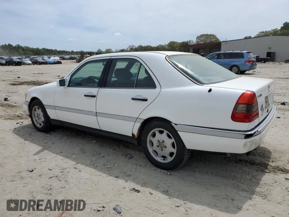 1997 Mercedes-Benz C 230/260/280/320 z VIN WDBHA28E6VA514172, wystawiony jako Copart lot #54156745 z przebiegiem 157 074 mil mil oraz Szkoda całkowita • Salvage title. Historia ofert i sprzedaży dostępna na DreamBid. Obrazek 2.