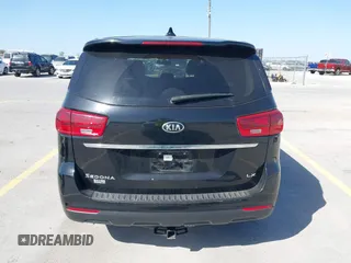 2020 Kia Sedona EX with VIN KNDMB5C18L6581794, listed as a IAAI auction lot 41767614 with 131,009 mi miles. Bid and sale history available at carsss.com. Image 17.